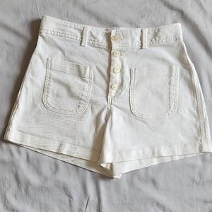 Women's Gap Highwaisted Buttoned Shorts Size 6 98%Cotton White